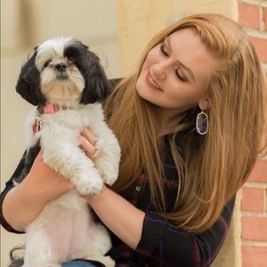 Meet your Posher, Gabbie